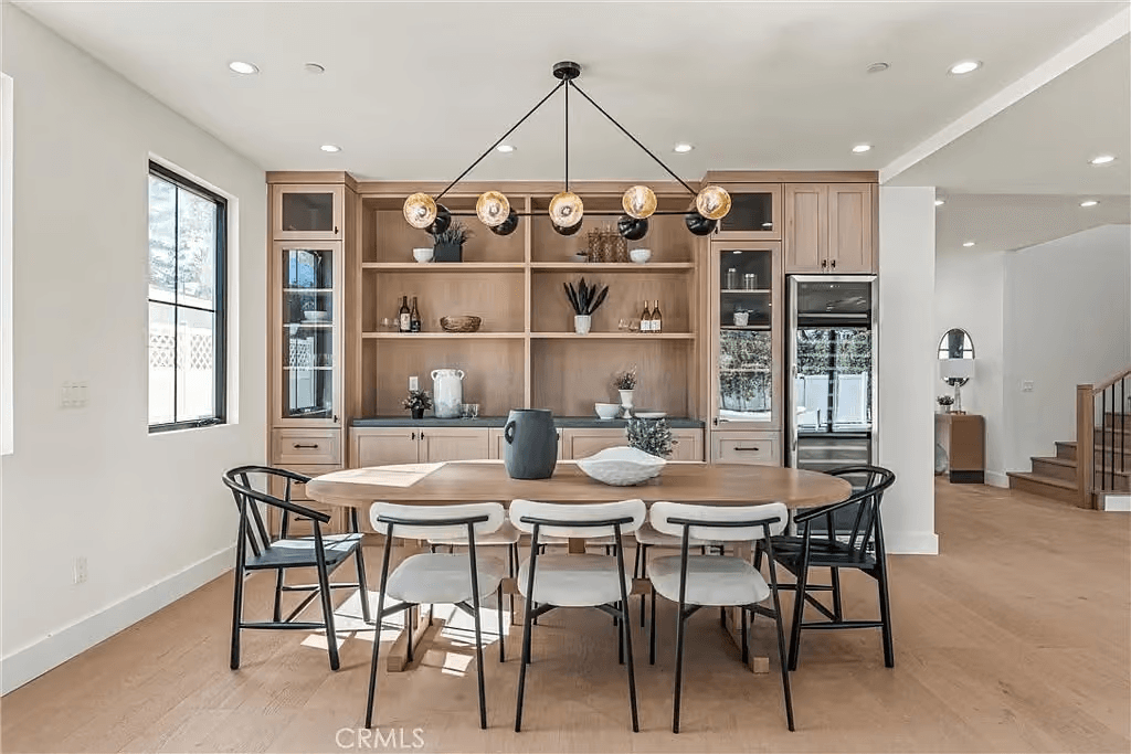 Custom closet and built-in storage cabinetry